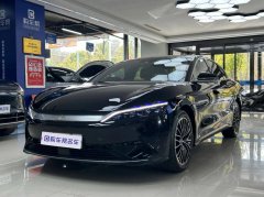 <strong>CarPlay需选装</strong>