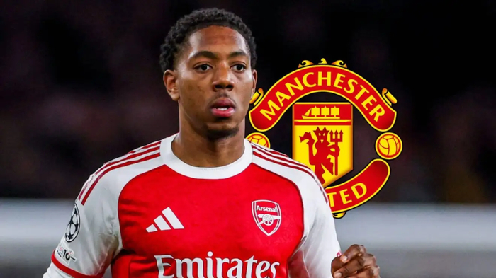 曼联双线受挫裁判争议引争议 阿森纳青训新星遭