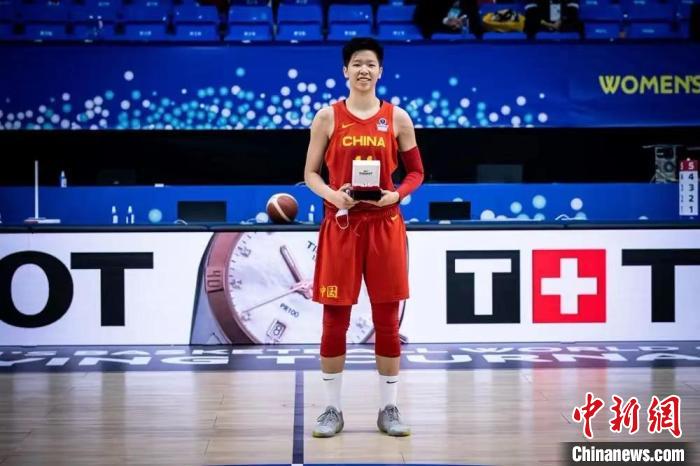 黄思静：世界杯亚军助阵新赛季WCBA联赛